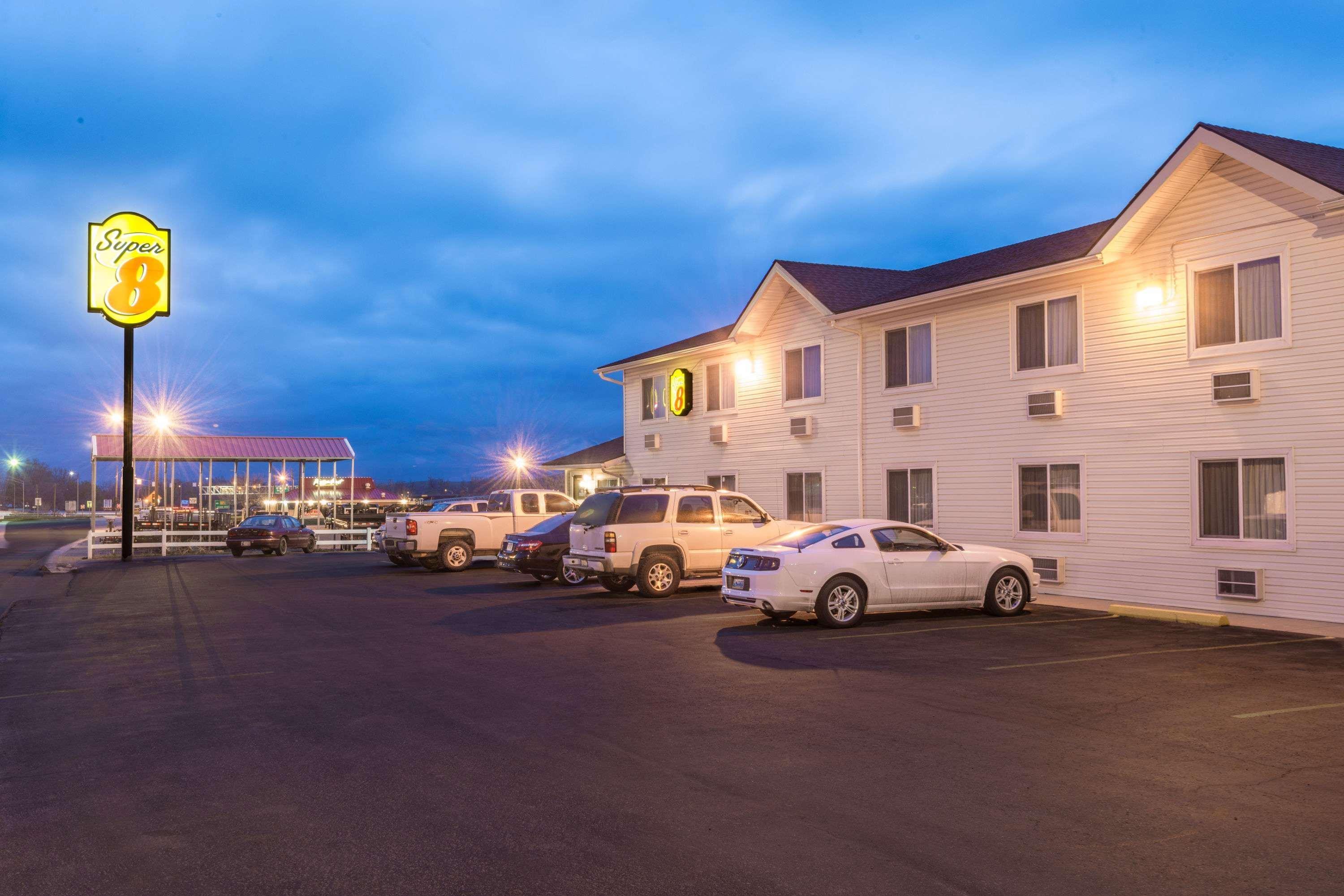 Super 8 Sheridan Exterior foto